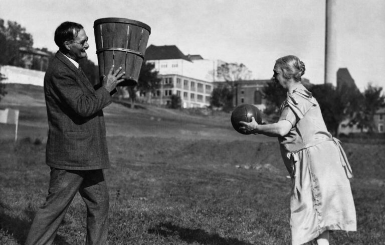 James Naismith palla canestro
